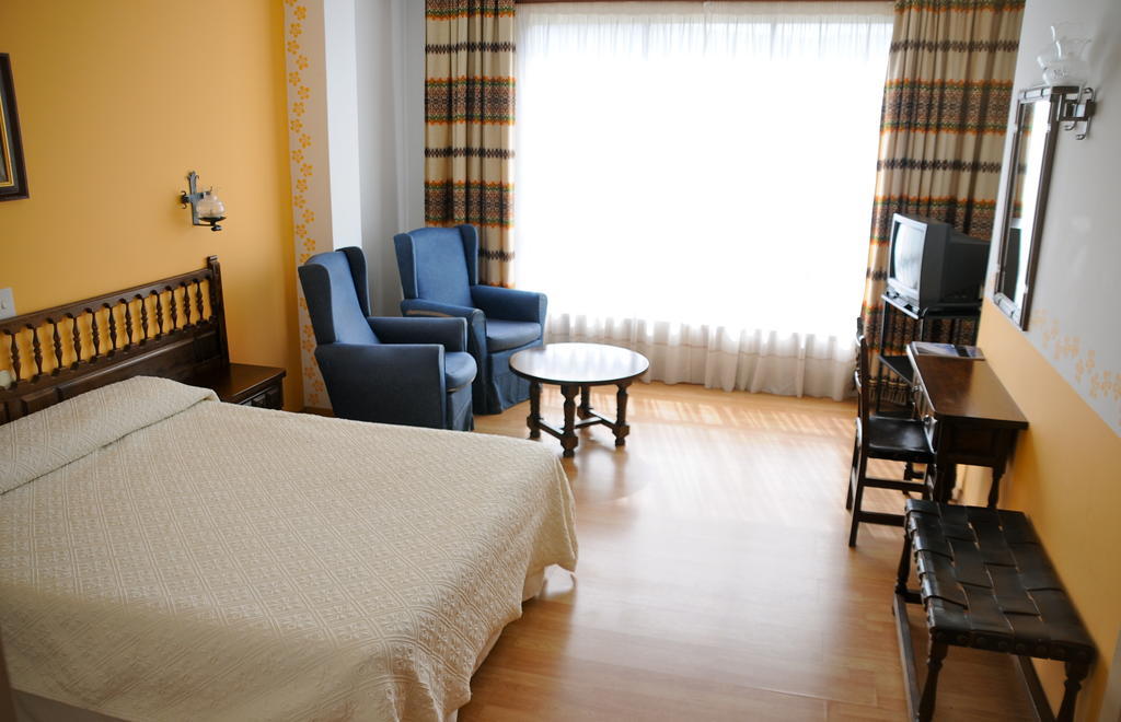 Hotel Eumesa ポンテデウメ 部屋 写真